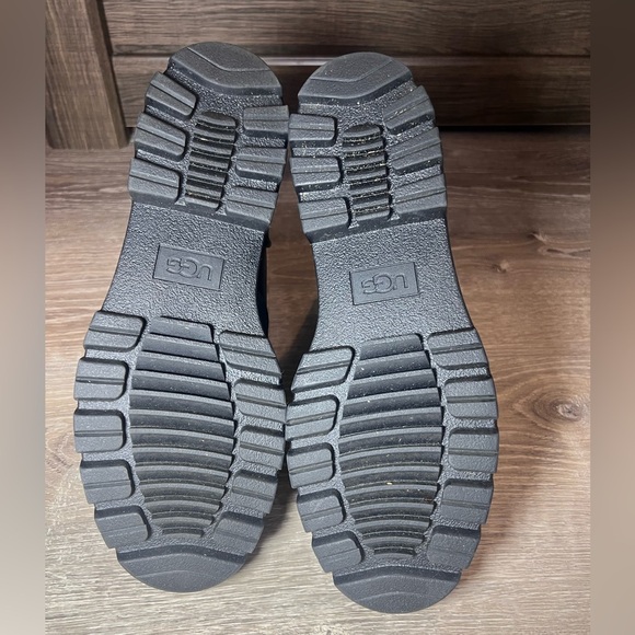 UGG Stockton Boot Black Leather Cutout Combat Ankle Boot Women’s Size 10 - Picture 10 of 10